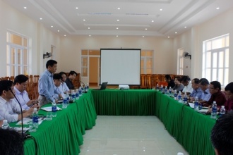 Delegation of agencies under the Ministry and some Departments of Khammouane province, Lao PDR are welcomed and worked in Phong Nha – Ke Bang